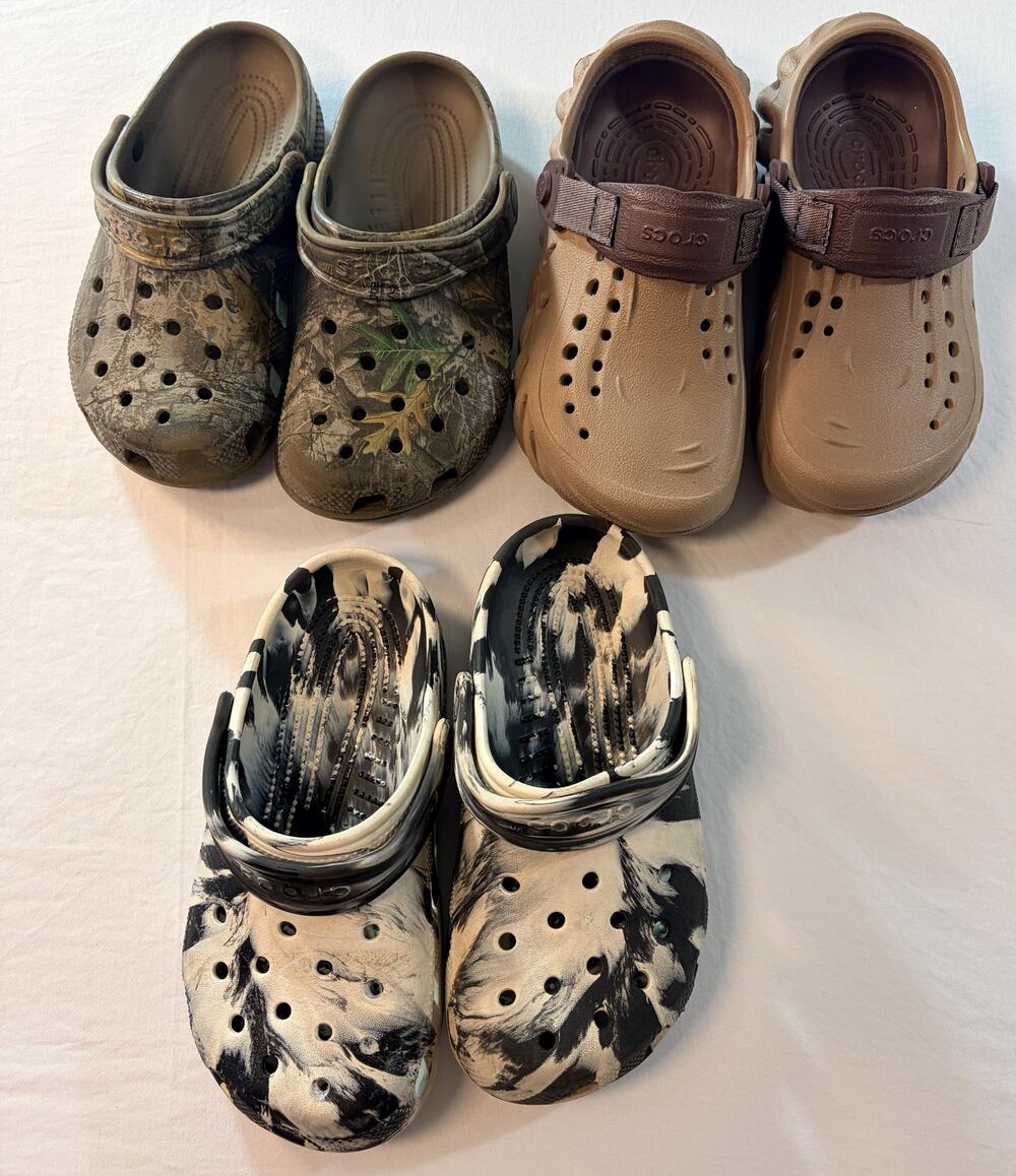 Crocs Kids Lot of 3 Clogs Size 2 Camo Marble Echo Size 1
